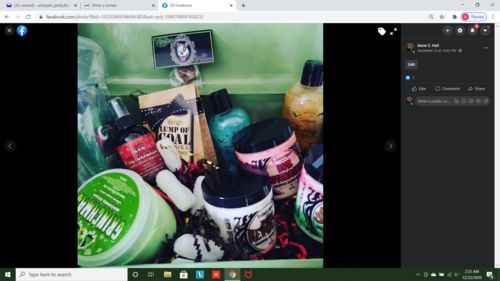 Customer photo review of Large snow blessed chest box