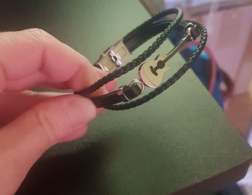Customer photo review of Bracelet La Guitare Manouche