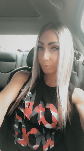 Customer photo review of 194 - Lone Wolf Red Camo Crop Tank Top