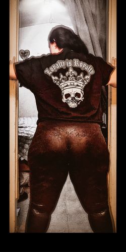 Customer photo review of 40 - Loyalty Crop Top