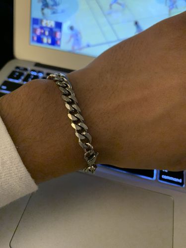 Customer photo review of f+s “industrial” bracelet
