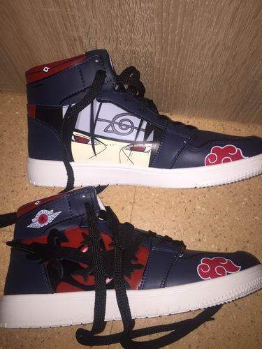 Customer photo review of Sneakers Naruto - Itachi Uchiha