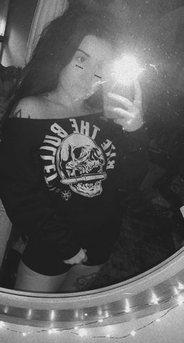 Customer photo review of 111 - Bullet Wide Neck Hoodie