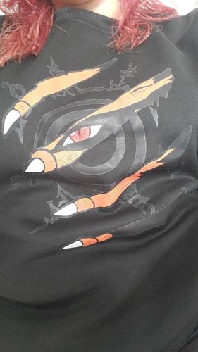 Customer photo review of Naruto x Kurama - Sweatshirt