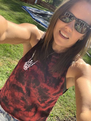 Customer photo review of 201 - Regret Black/Red  Crop Tank Top