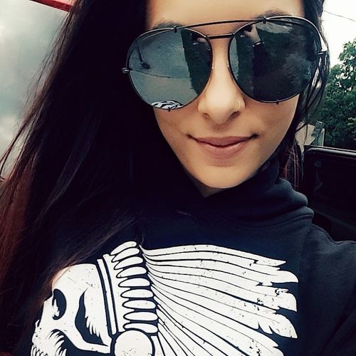 Customer photo review of 17- Apache Crop Hoodie