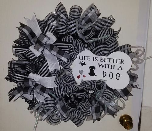 Customer photo review of 2.5"X10Yd Raised Swiss Dots On Royal Black/White RG0165202