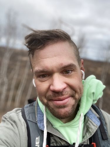 Customer photo review of 10 - Apache Mint Hoodie