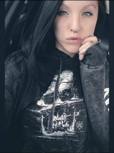 Customer photo review of #Find Hoodie - 04