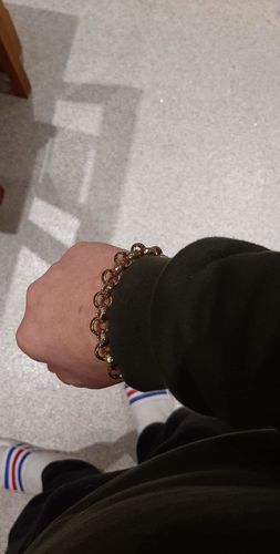 Customer photo review of PATTERNED BELCHER BRACELET (GOLD) 12MM