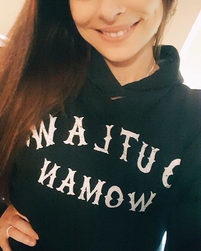 Customer photo review of 171 - Outlaw Woman Crop Hoodie