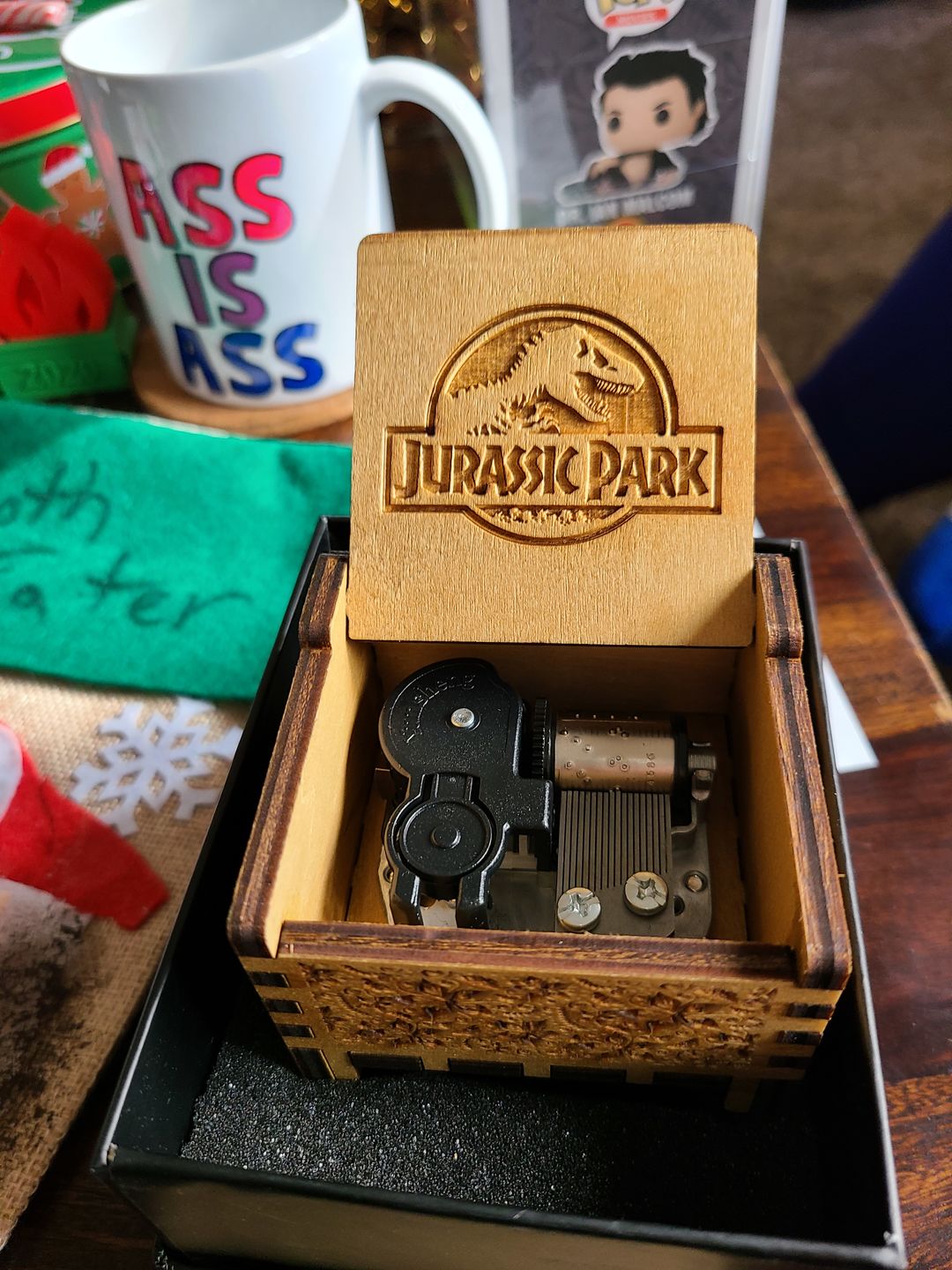 Customer photo review of Wind-up Music Box