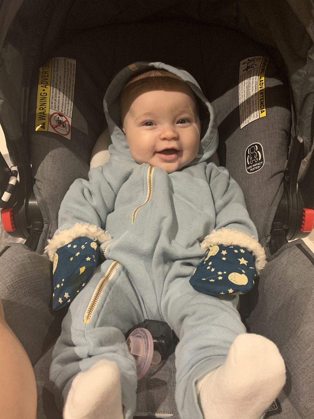 Customer photo review of Moon & Stars Sherpa Mitts