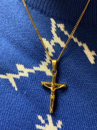 Customer photo review of Crucifix (Gold)