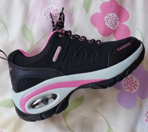 Customer photo review of Women Hiking and Trekking Sneakers