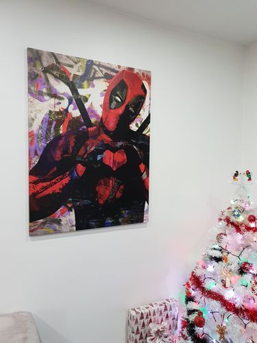 Customer photo review of Tableau Deadpool Street