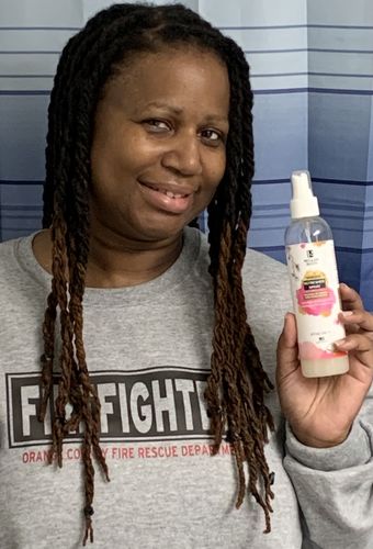 Customer photo review of Refresher Spray w/ Rose Water | 8 oz