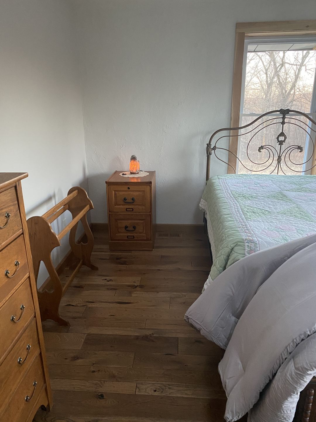 Customer photo review of Rare Gray Himalayan Salt Lamp
