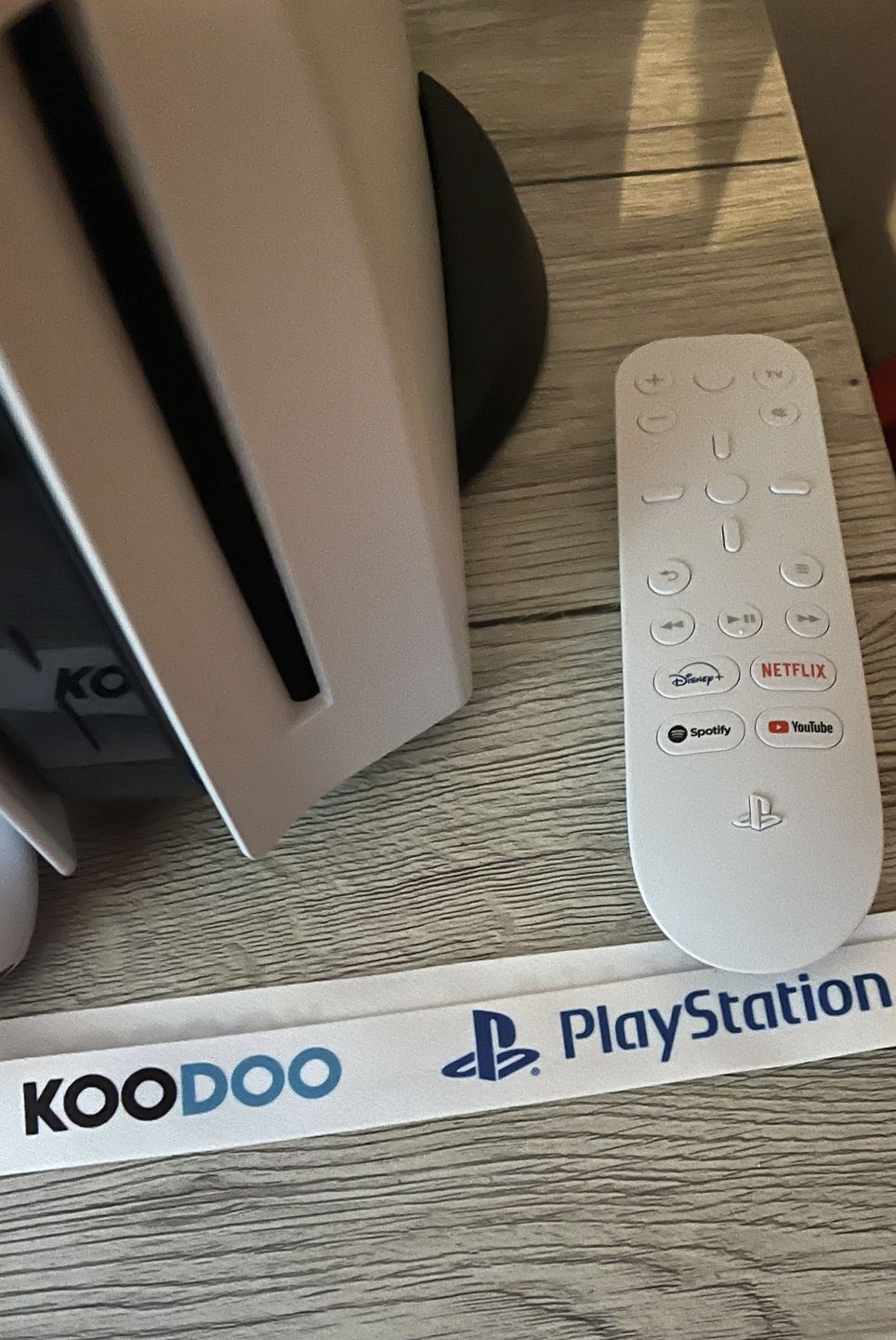 Customer photo review of PS5 Media Remote - Glacier White