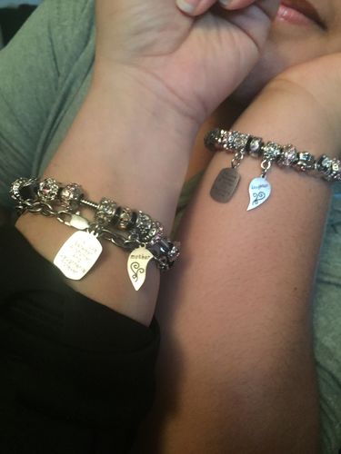 Customer photo review of Mother Daughter Eternal Love Bracelets