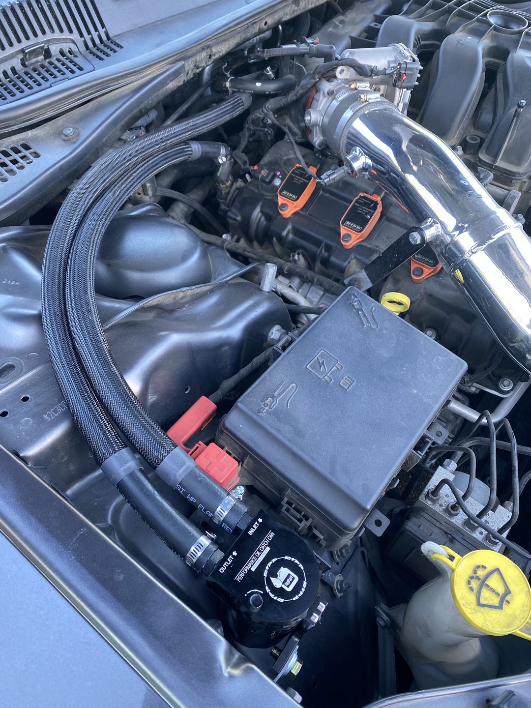Customer photo review of NON SUPERCHARGED Charger/Challenger/300 - Air/Oil Separator Catch Can