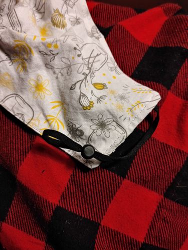 Customer photo review of Black Elastic - 20 Pieces (10 Masks)