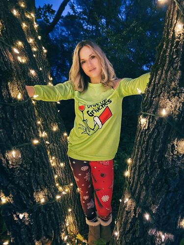 Customer photo review of Vintage Christmas Leggings