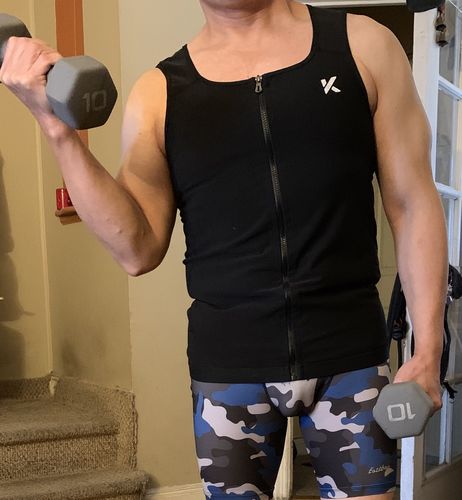 Customer photo review of Men's Zipper Heat Trapping Sweat Vest