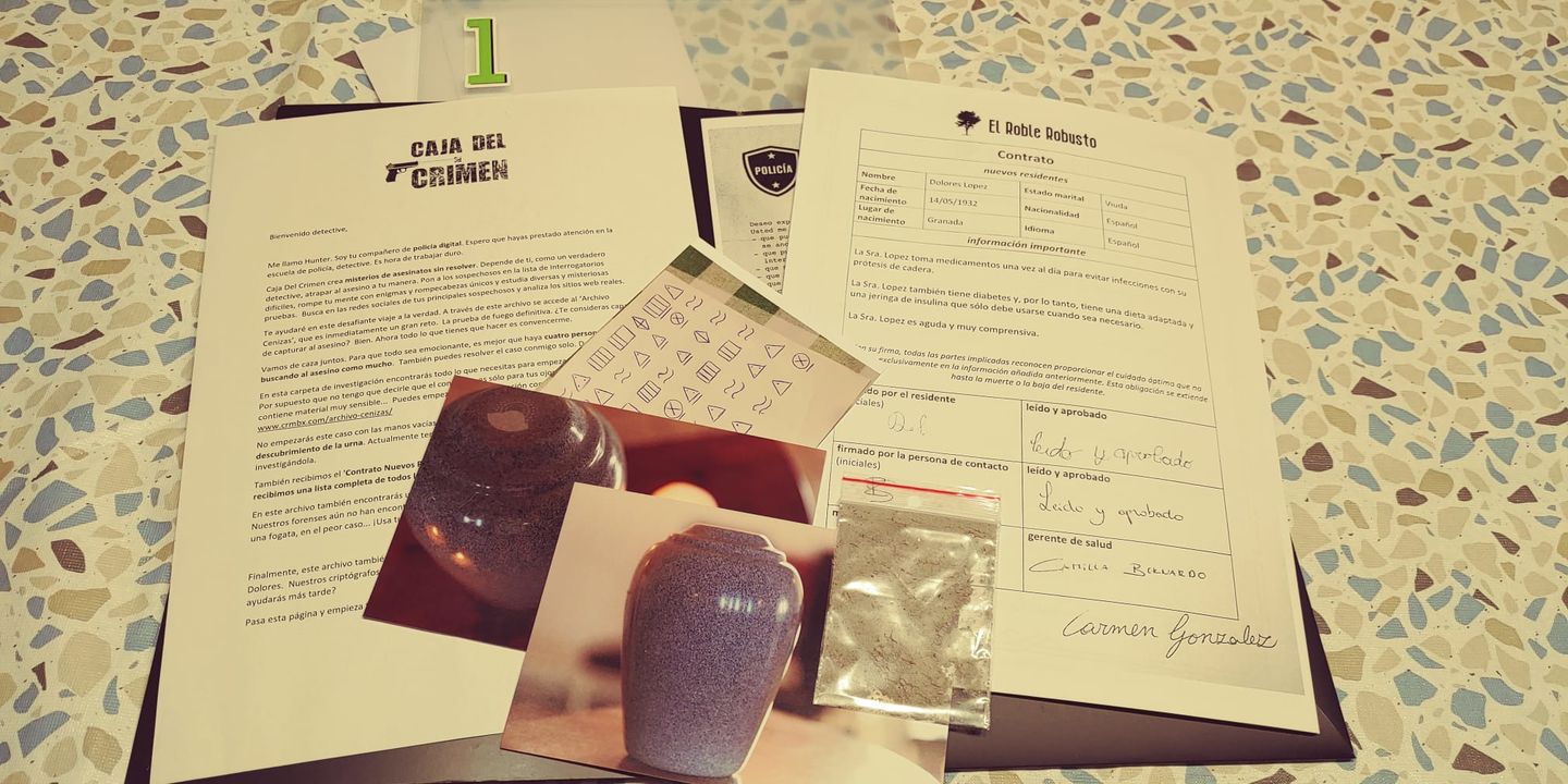 Customer photo review of Combo: Tinta y Cenizas (Analógico)
