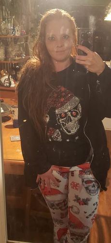 Customer photo review of Just Love Skulls Xmas T-shirt