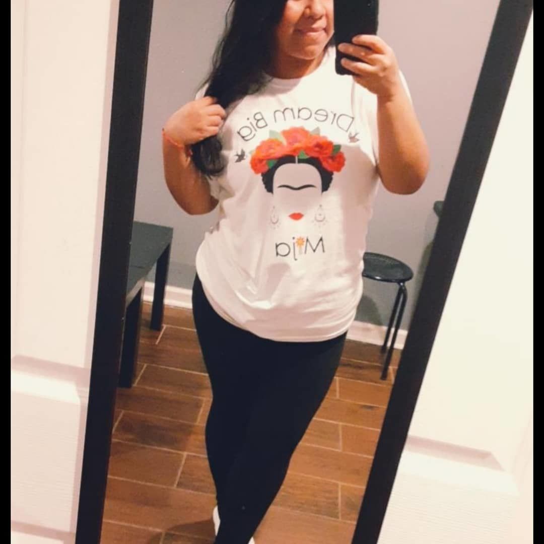 Customer photo review of Dream Big Mija, Chingona Unisex T-Shirt