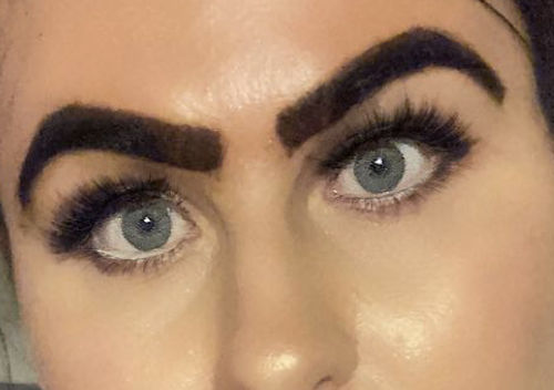 Customer photo review of Moonstone Flick & Stick Adhesive Eyeliner Set
