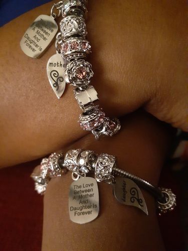 Customer photo review of Mother Daughter Eternal Love Bracelets
