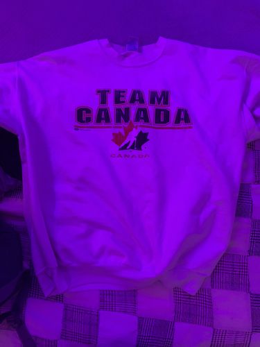 Customer photo review of Vintage Team Canada Hockey Sweatshirt Size XL
