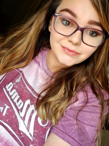 Customer photo review of Cute Mama Tried Bleached T-shirt