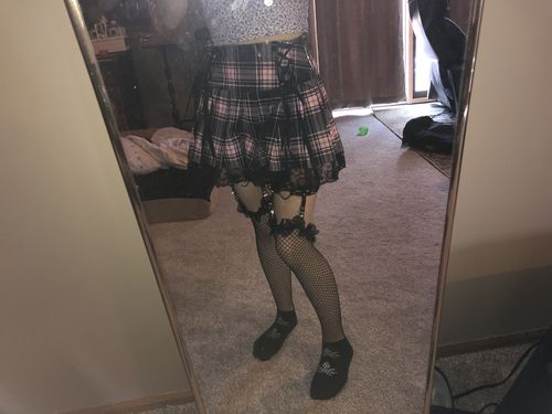 Customer photo review of BLACKPINK lace-up Tartan Pleated Skirt