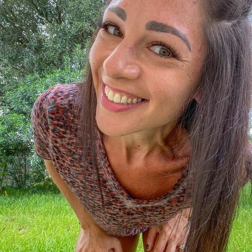 Customer photo review of Full Shine Tape in Hair Extensions 100% Virgin Human Hair Darkest Brown (#2)