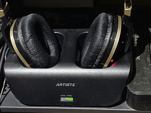 Customer photo review of Wireless Headphones for TV with Optical, MONODEAL Digital Stereo Over Ear Headsets with Charging Dock, 2.4GHz Rf Transmitter, 20H Playtime, for TV Pc Mobile