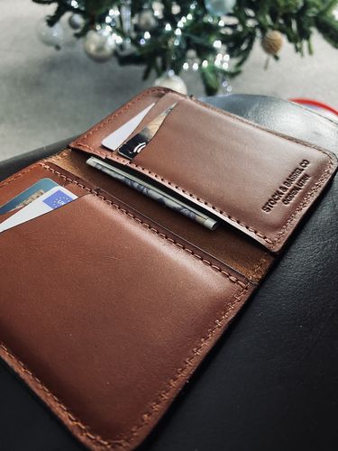 Customer photo review of No.52 | 'Chestnut' Vertical Leather Wallet
