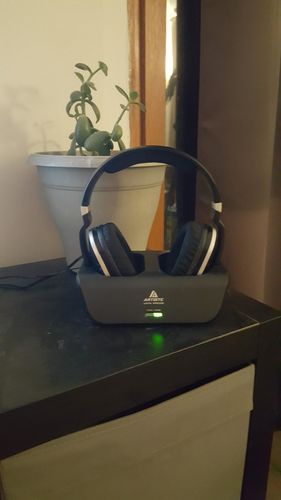 Customer photo review of Wireless TV Headphones, Monodeal Over Ear Headsets for TV Watching with Charging Dock, 2.4GHz RF Transmitter, 100ft Wireless Range and Rechargeable 20 Hour Battery, Black