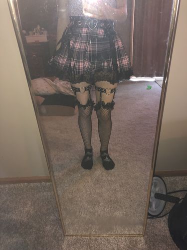 Customer photo review of Heart Rivets PU Leg Garter Belt