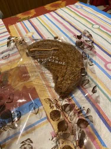 Customer photo review of Torta di Nocciole Tastëlanghe (Box Torta)