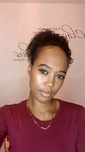 Customer photo review of Rose Quartz Magnetic Eyelashes and Eyeliner Kit