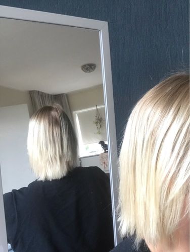 Customer photo review of Full Shine Tape in Hair Extensions 100% Virgin Human Hair Highlights (#18P613)