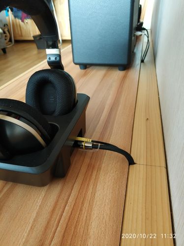 Customer photo review of Wireless Headphones for TV with Optical, MONODEAL Digital Stereo Over Ear Headsets with Charging Dock, 2.4GHz Rf Transmitter, 20H Playtime, for TV Pc Mobile
