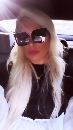 Customer photo review of Full Shine Tape in Hair Extensions 100% Virgin Human Hair Blonde (#613)