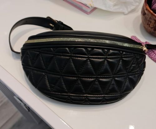Customer photo review of Ava Waist Bag