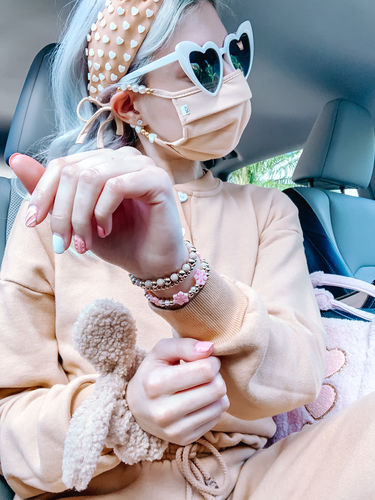 Customer photo review of LELE X STONEY CLOVER LANE PUMPKIN SPICE NYLON MOTHER OF PEARL HEART KNOTTED HEADBAND