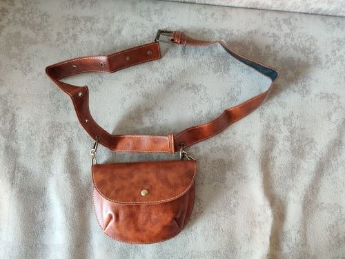 Customer photo review of Maeve Waist Bag