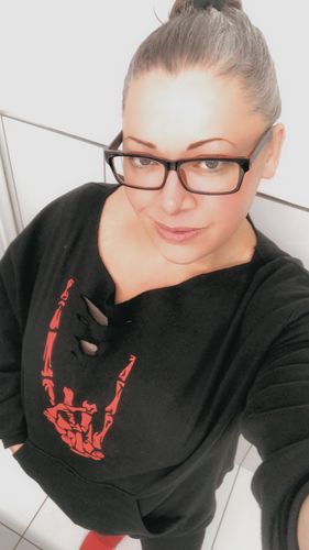 Customer photo review of 174 - Nobody Wide Neck Hoodie